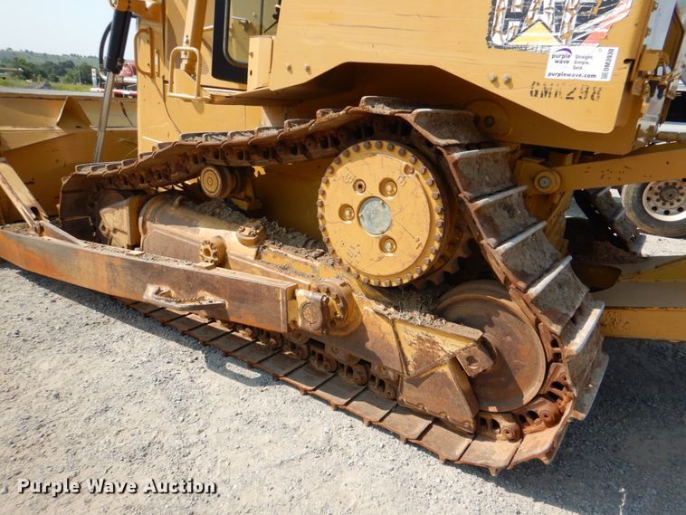 image for item DM3930 2011 Caterpillar D6T XL  dozer