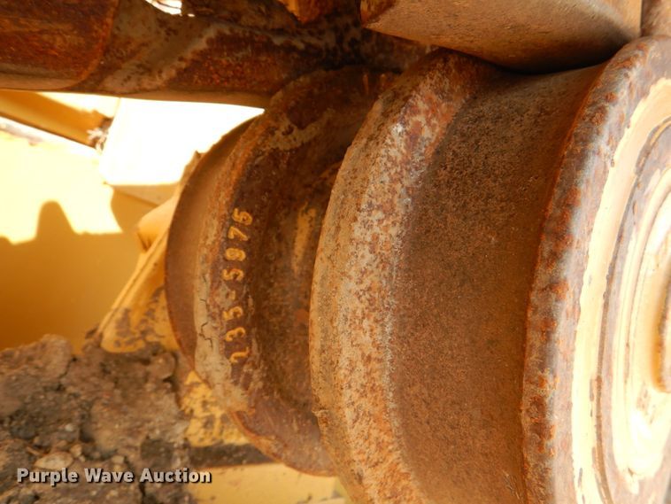 image for item DM3930 2011 Caterpillar D6T XL  dozer