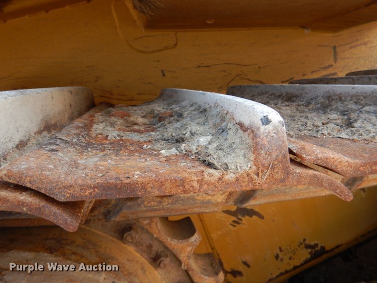 image for item DM3930 2011 Caterpillar D6T XL  dozer