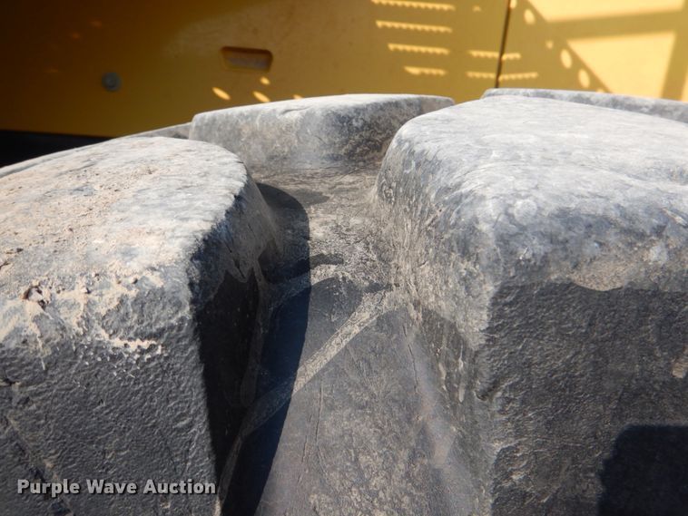 image for item DM3932 2012 Komatsu WA500-7  wheel loader