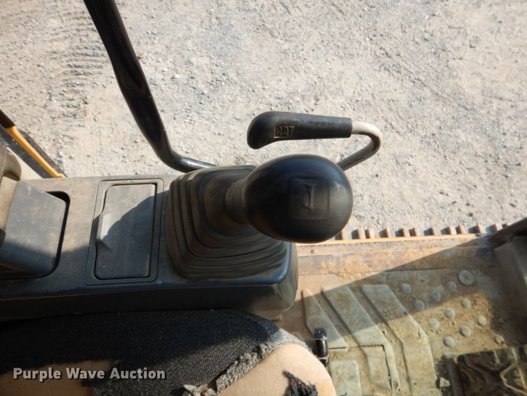 image for item DM3933 2006 Caterpillar 320CL  excavator