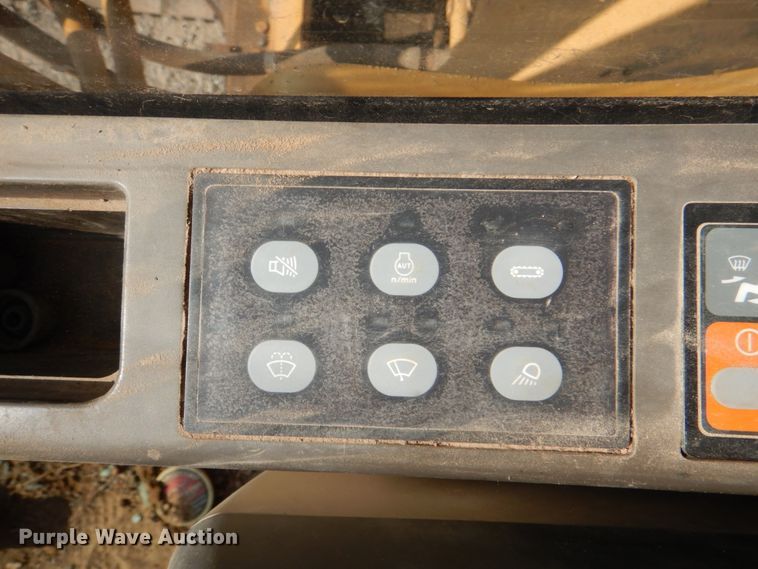 image for item DM3933 2006 Caterpillar 320CL  excavator