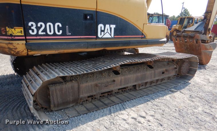 image for item DM3933 2006 Caterpillar 320CL  excavator