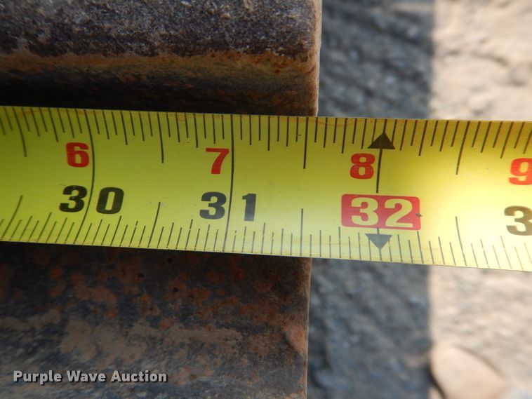 image for item DM3933 2006 Caterpillar 320CL  excavator