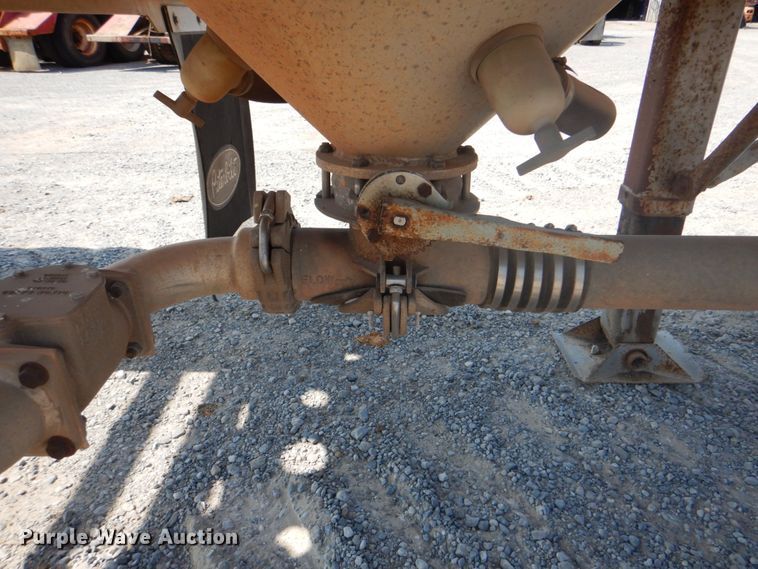 image for item DM3937 2012 Heil Trailer International  pneumatic dry bulk trailer