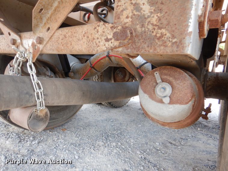 image for item DM3938 2012 Heil Trailer International  pneumatic dry bulk trailer