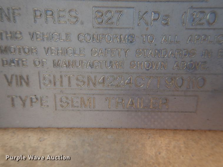 image for item DM3938 2012 Heil Trailer International  pneumatic dry bulk trailer