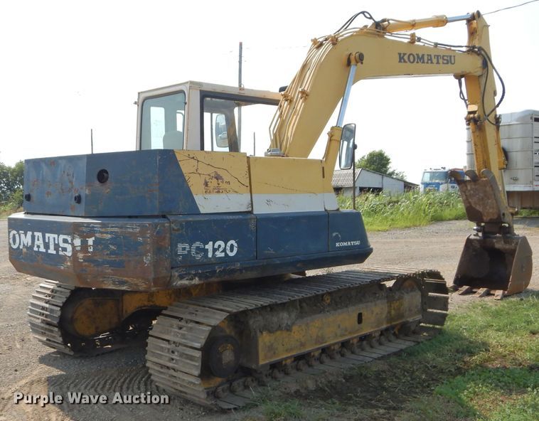 image for item DM4325 1987 Komatsu PC120-3  excavator