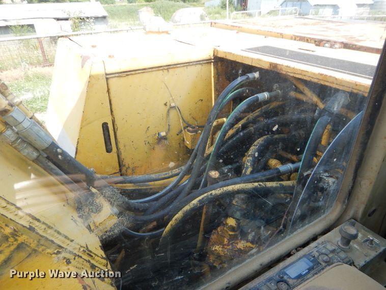 image for item DM4325 1987 Komatsu PC120-3  excavator