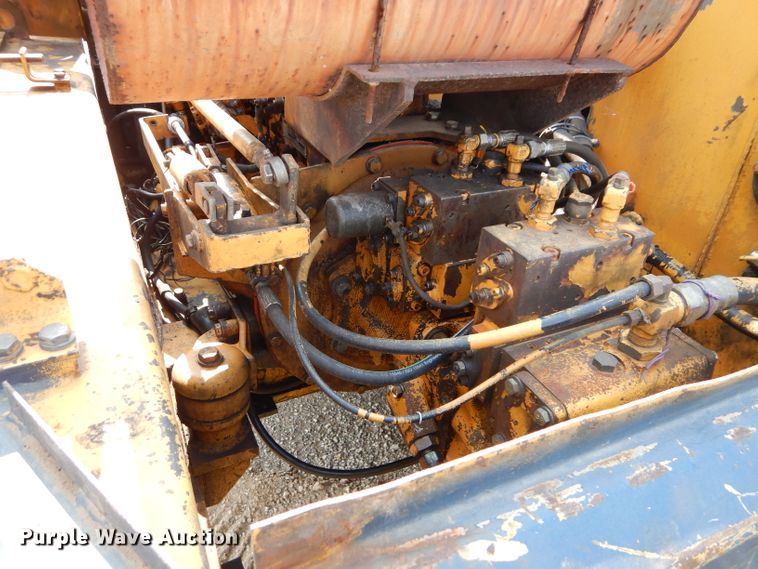 image for item DM4325 1987 Komatsu PC120-3  excavator