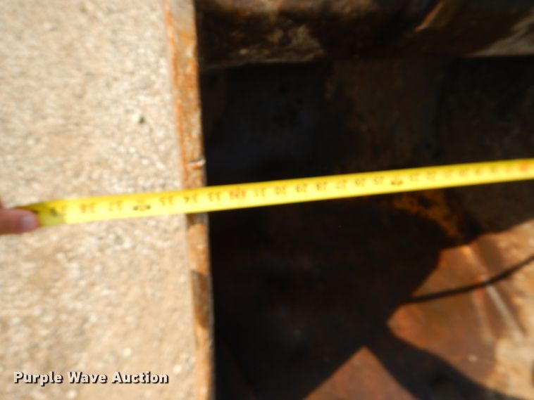 image for item DM4325 1987 Komatsu PC120-3  excavator