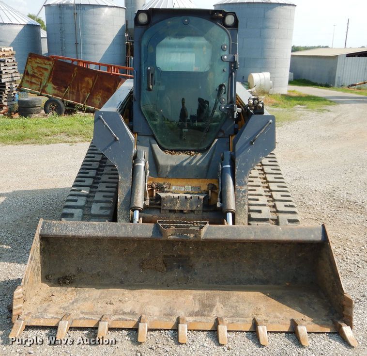 image for item DM4326 2011 John Deere 333D  tracked skid steer loader