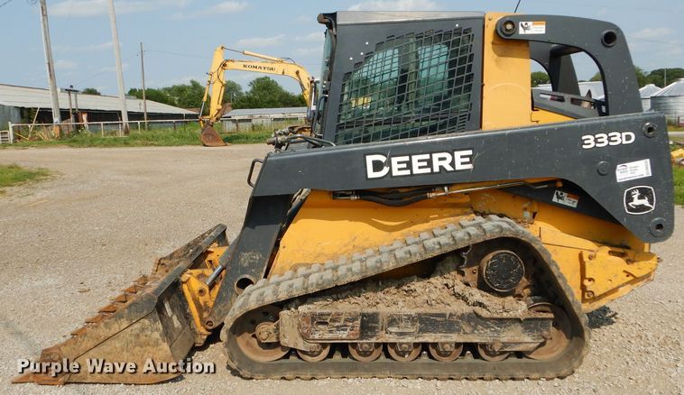 image for item DM4326 2011 John Deere 333D  tracked skid steer loader
