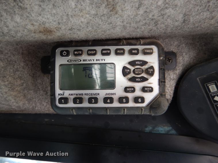 image for item DM4326 2011 John Deere 333D  tracked skid steer loader