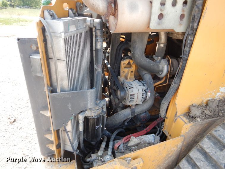 image for item DM4326 2011 John Deere 333D  tracked skid steer loader