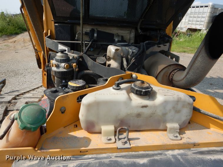 image for item DM4326 2011 John Deere 333D  tracked skid steer loader