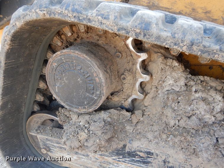 image for item DM4326 2011 John Deere 333D  tracked skid steer loader