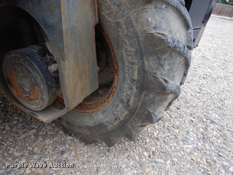 image for item DM4331 2005 Palfinger CR50  forklift