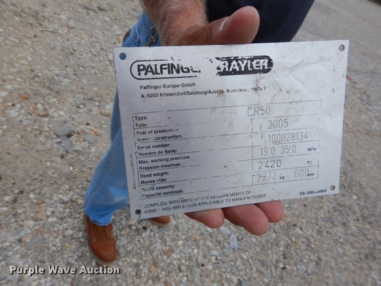 image for item DM4331 2005 Palfinger CR50  forklift