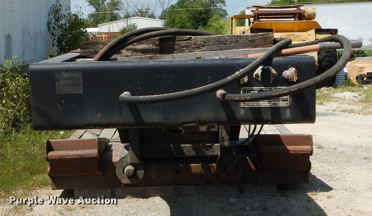 image for item DM4338 1999 Talbert T3DW-50SA-HRG-1-11  lowboy equipment trailer