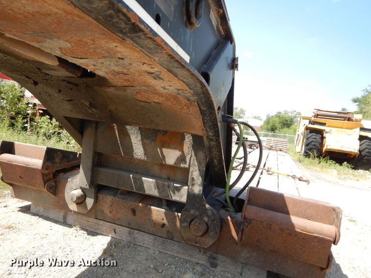 image for item DM4338 1999 Talbert T3DW-50SA-HRG-1-11  lowboy equipment trailer