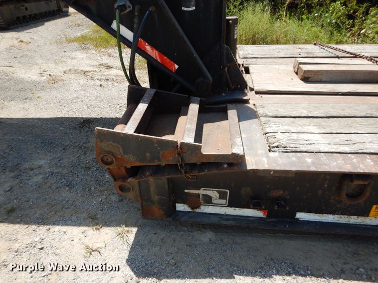 image for item DM4338 1999 Talbert T3DW-50SA-HRG-1-11  lowboy equipment trailer