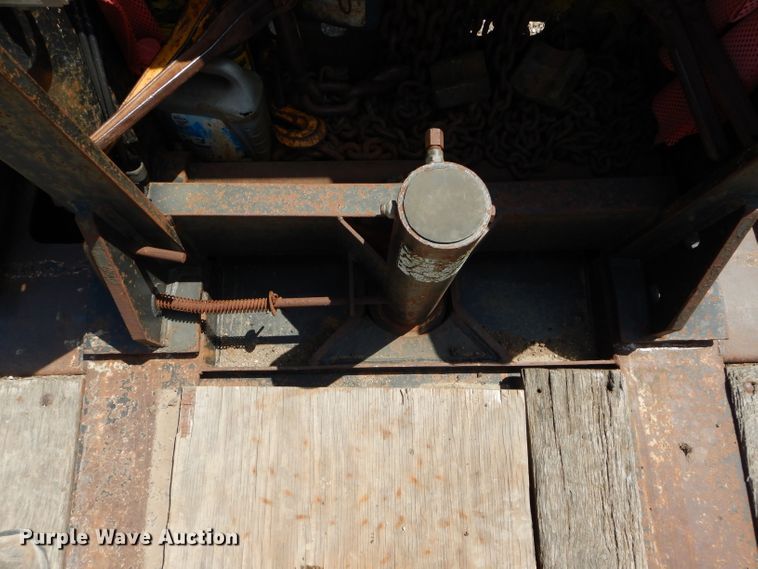 image for item DM4338 1999 Talbert T3DW-50SA-HRG-1-11  lowboy equipment trailer