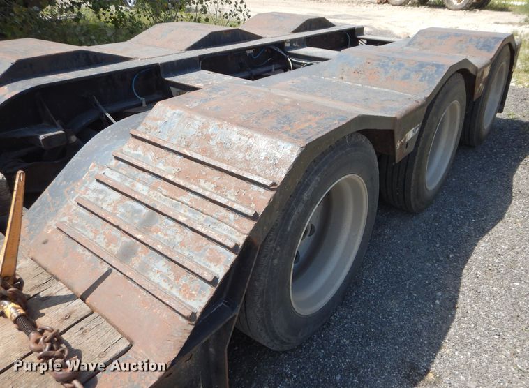 image for item DM4338 1999 Talbert T3DW-50SA-HRG-1-11  lowboy equipment trailer