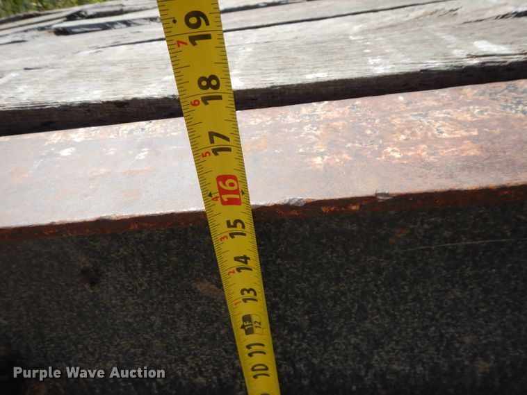 image for item DM4338 1999 Talbert T3DW-50SA-HRG-1-11  lowboy equipment trailer