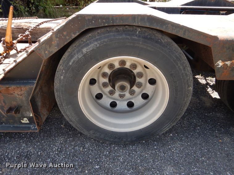 image for item DM4338 1999 Talbert T3DW-50SA-HRG-1-11  lowboy equipment trailer
