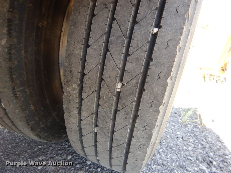 image for item DM4338 1999 Talbert T3DW-50SA-HRG-1-11  lowboy equipment trailer