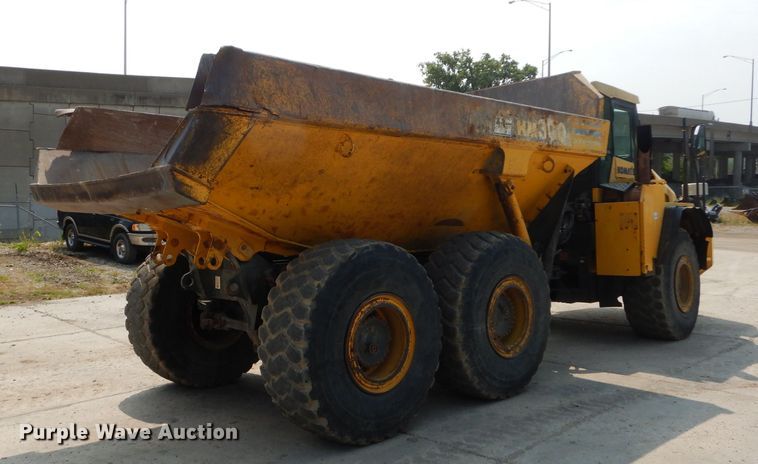 image for item DM4345 2004 Komatsu HM300-1  haul truck