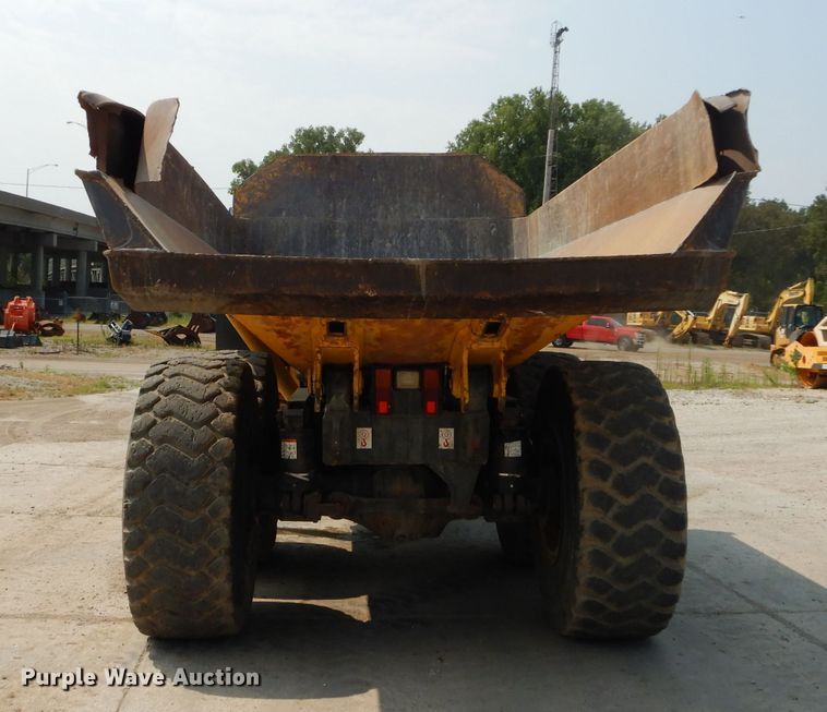 image for item DM4345 2004 Komatsu HM300-1  haul truck