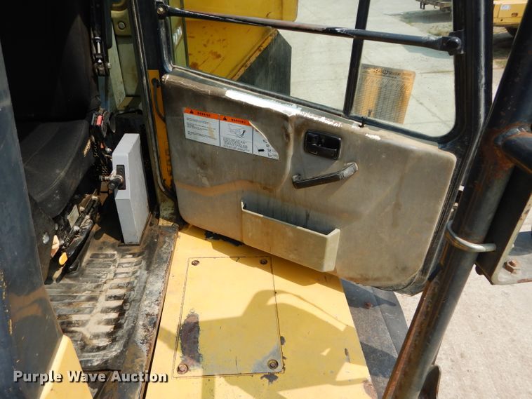 image for item DM4345 2004 Komatsu HM300-1  haul truck