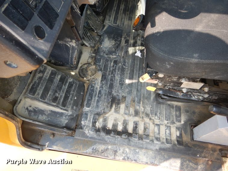 image for item DM4345 2004 Komatsu HM300-1  haul truck