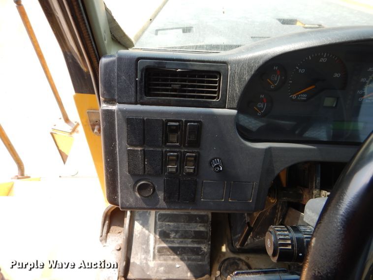 image for item DM4345 2004 Komatsu HM300-1  haul truck