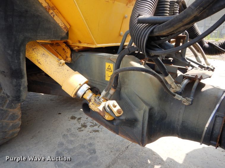 image for item DM4345 2004 Komatsu HM300-1  haul truck