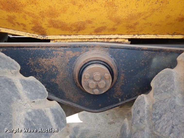 image for item DM4345 2004 Komatsu HM300-1  haul truck