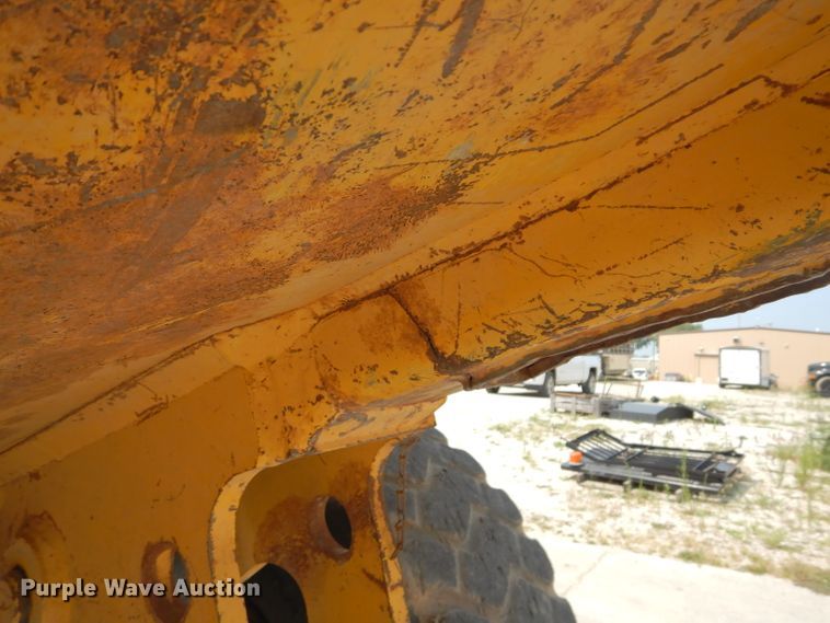 image for item DM4345 2004 Komatsu HM300-1  haul truck