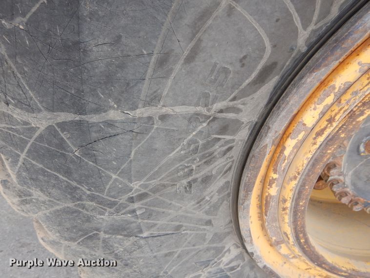 image for item DM4345 2004 Komatsu HM300-1  haul truck