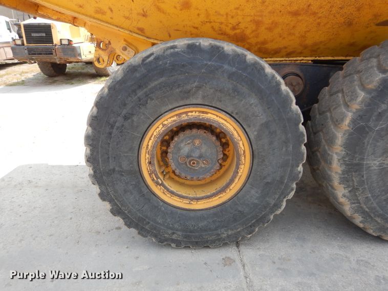 image for item DM4345 2004 Komatsu HM300-1  haul truck