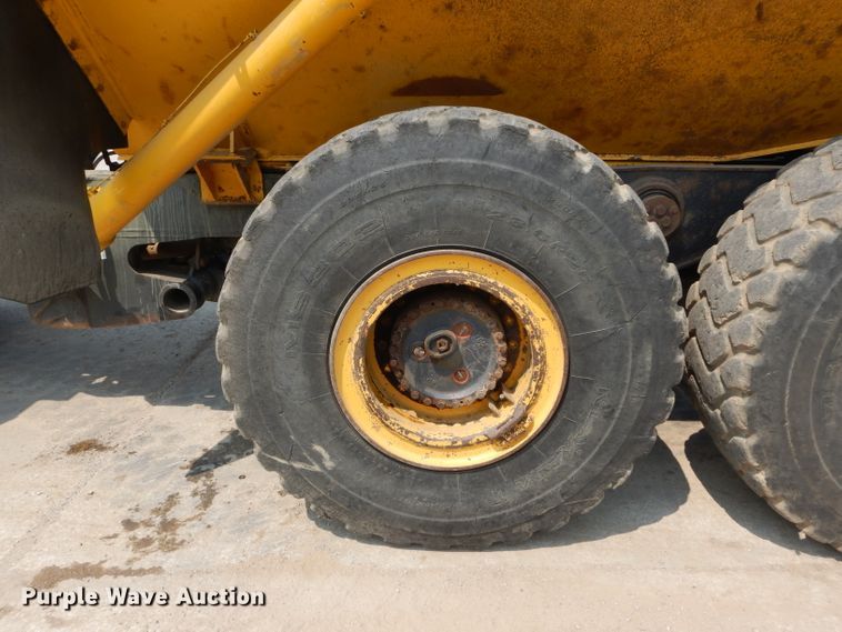 image for item DM4345 2004 Komatsu HM300-1  haul truck