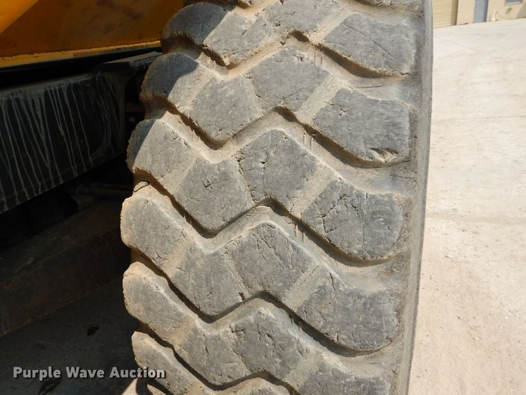 image for item DM4345 2004 Komatsu HM300-1  haul truck