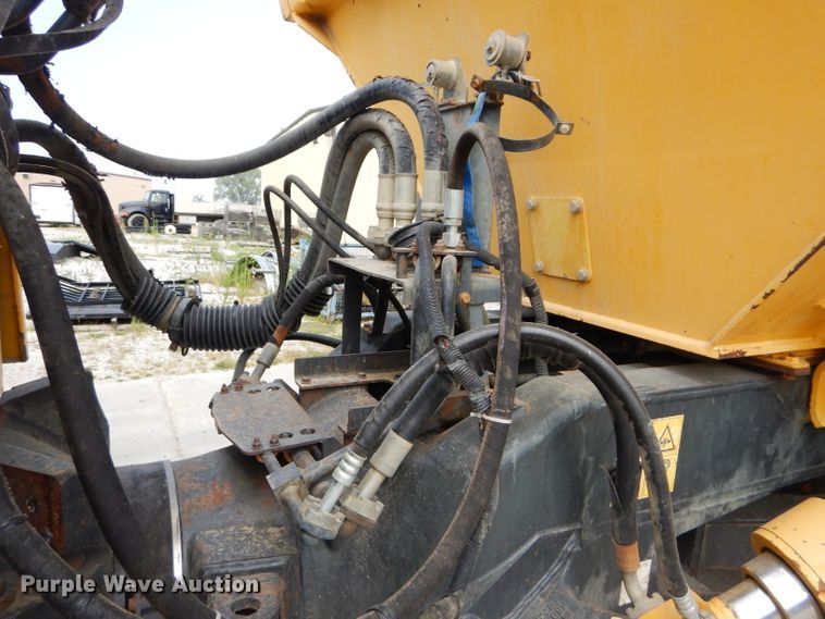 image for item DM4346 2006 Komatsu HM300-1  haul truck