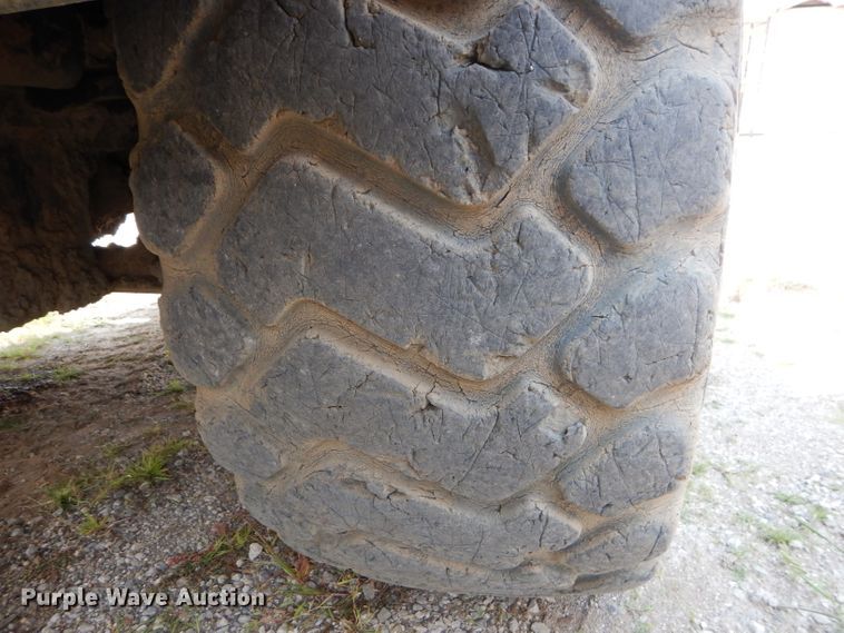 image for item DM4346 2006 Komatsu HM300-1  haul truck