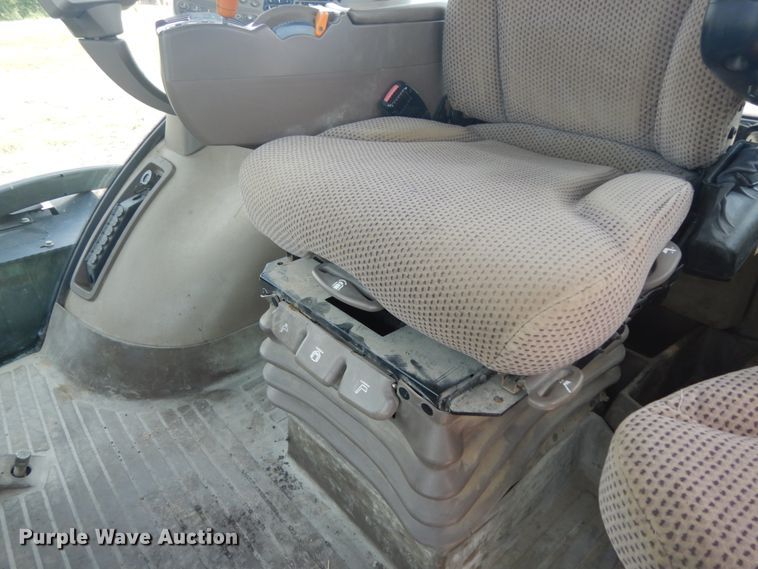 image for item DM6322 2013 John Deere 9560R  Scraper Special 4WD tractor