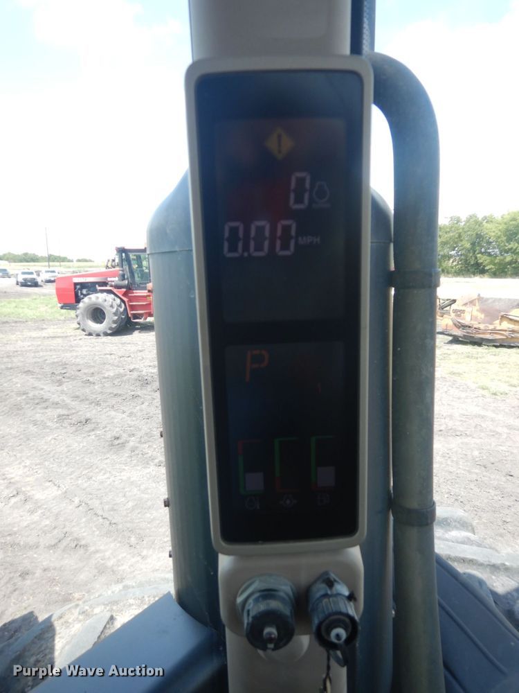 image for item DM6322 2013 John Deere 9560R  Scraper Special 4WD tractor