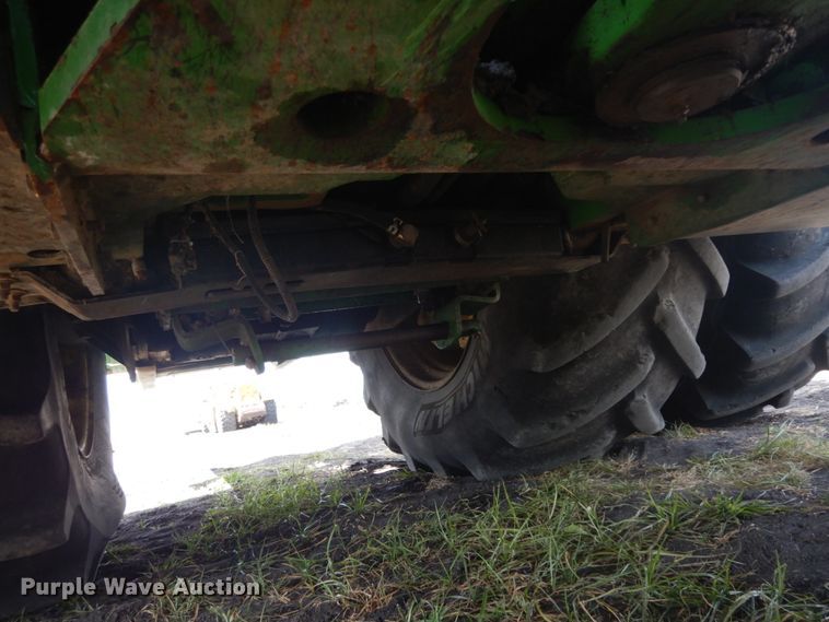 image for item DM6322 2013 John Deere 9560R  Scraper Special 4WD tractor