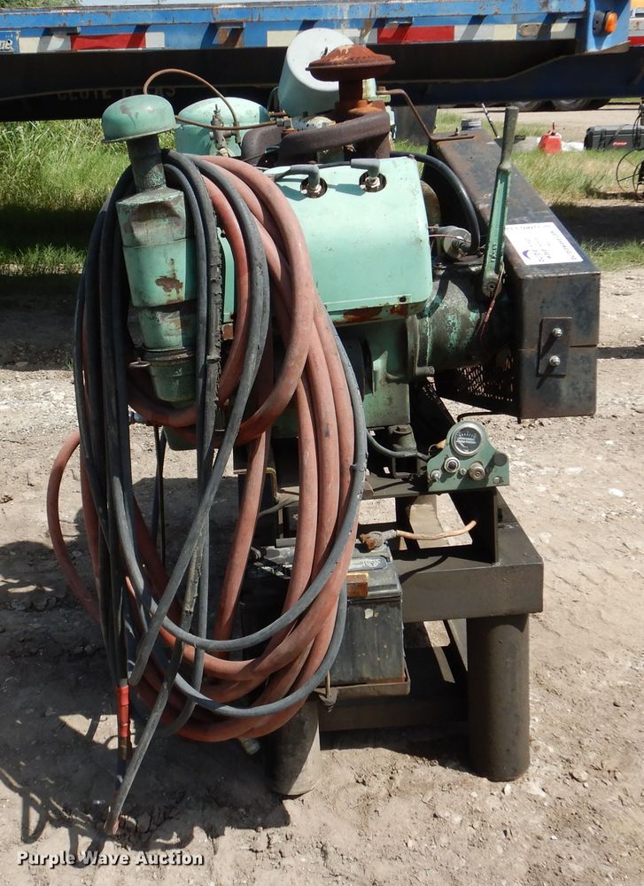 image for item DM6332 Champion  air compressor