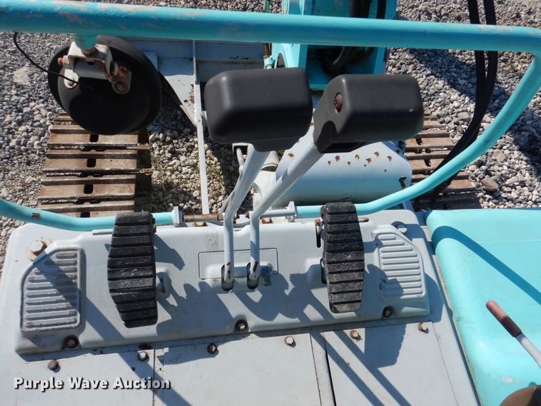 image for item DM6334 1995 Kobelco SK035  mini excavator